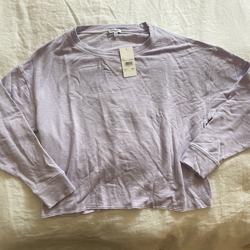Cozy splendid light purple top. Size S